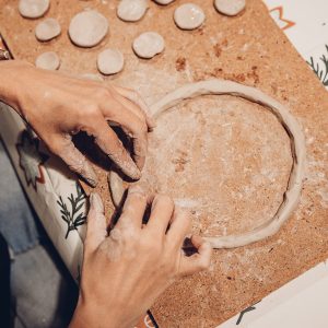 Rund - Modellieren mit Ton am 12.02.2026